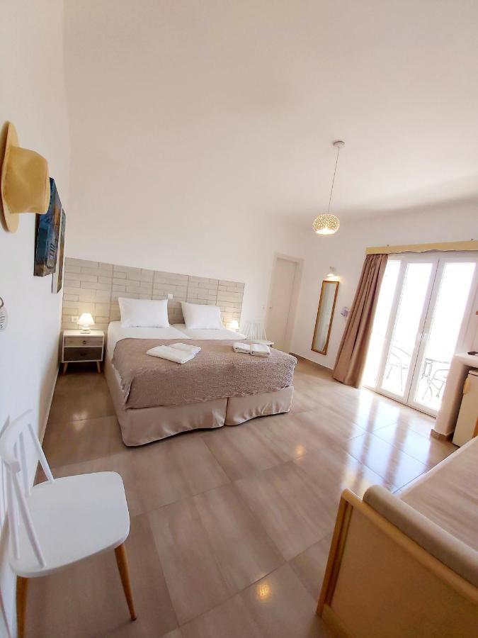 Agnadema Luxury Residences Schoinoussa Eksteriør bilde