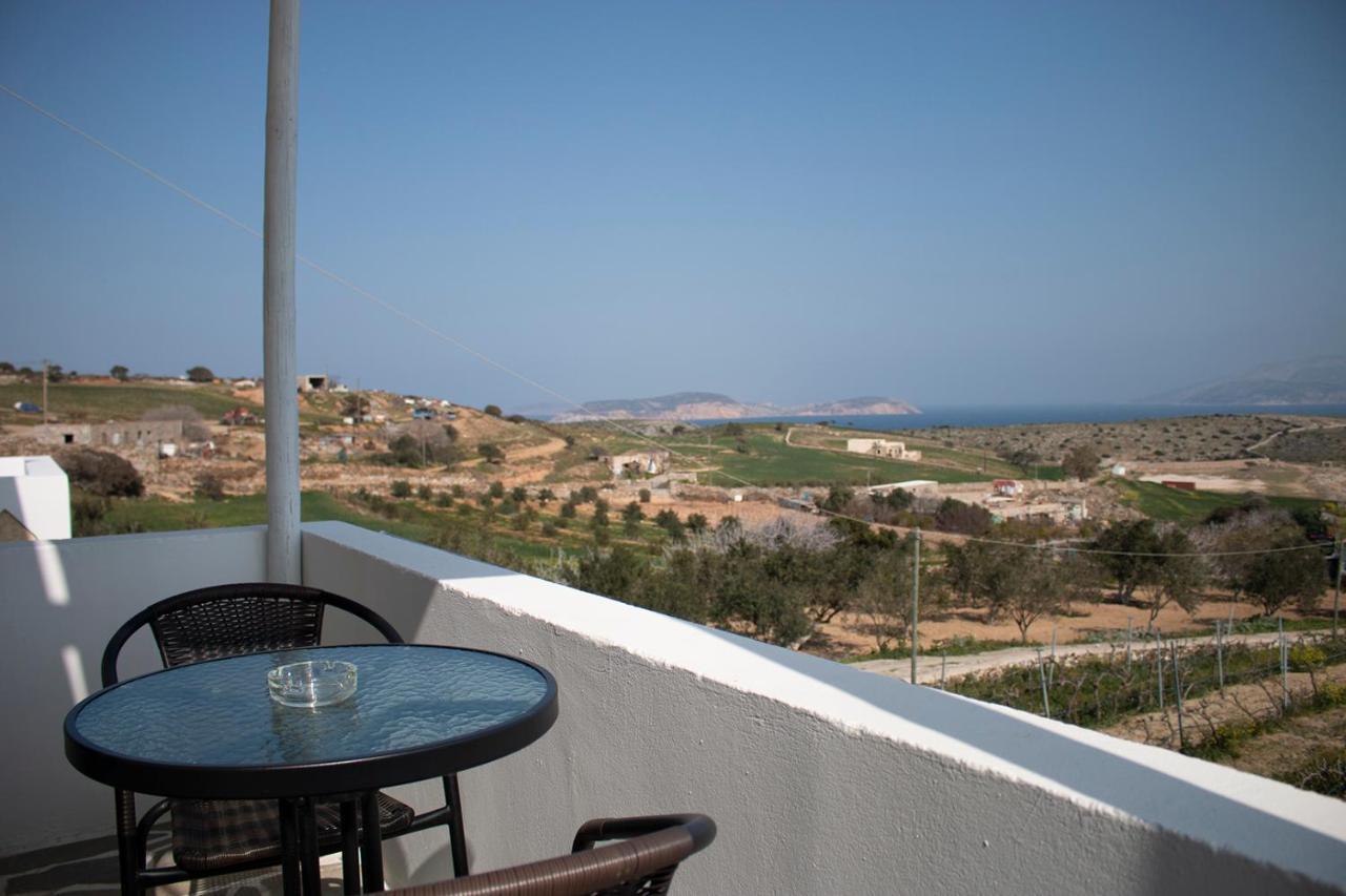 Agnadema Luxury Residences Schoinoussa Eksteriør bilde